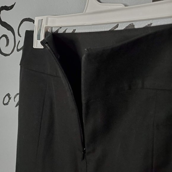 Banana Republic Classic Black Mini Pencil Skirt, 10 - Picture 5 of 8